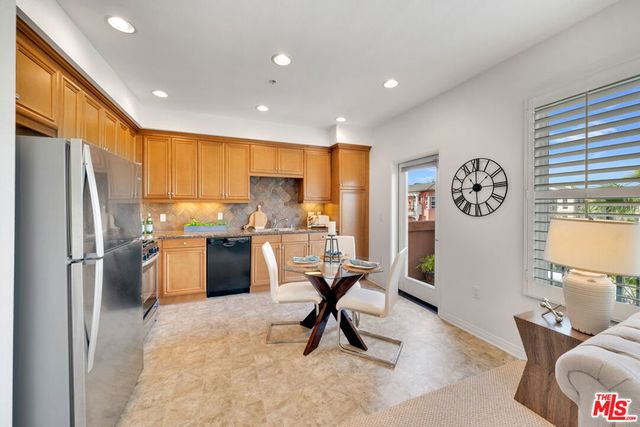 6020 Seabluff Drive 438, Playa Vista, CA 90094