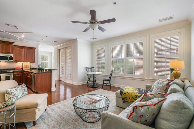 3520 Central Ave Apt 310, Memphis, TN 38111