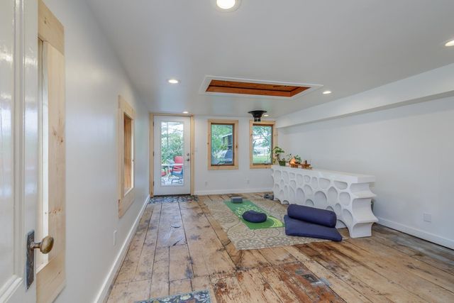 62 South Spring Street, Concord, NH 03301