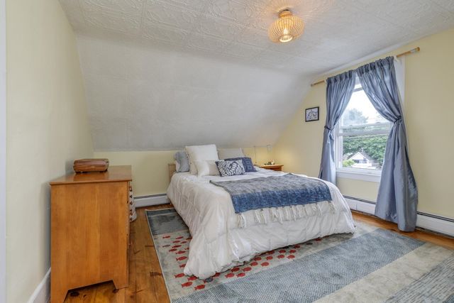 62 South Spring Street, Concord, NH 03301