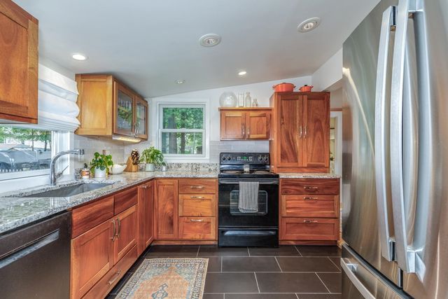 62 South Spring Street, Concord, NH 03301