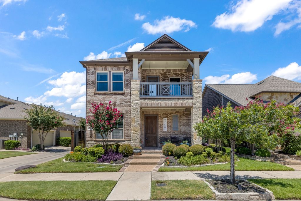 1001 Winter Fire Way, Arlington, TX 76005