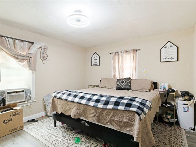 2522 Wilhurt Avenue, Dallas, TX 75216
