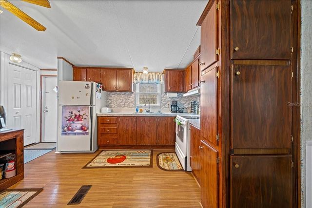 10063 SE 126TH LANE, Belleview, FL 34420