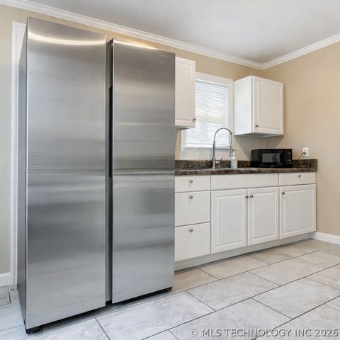 1633 E 8th Street, Tulsa, OK 74120