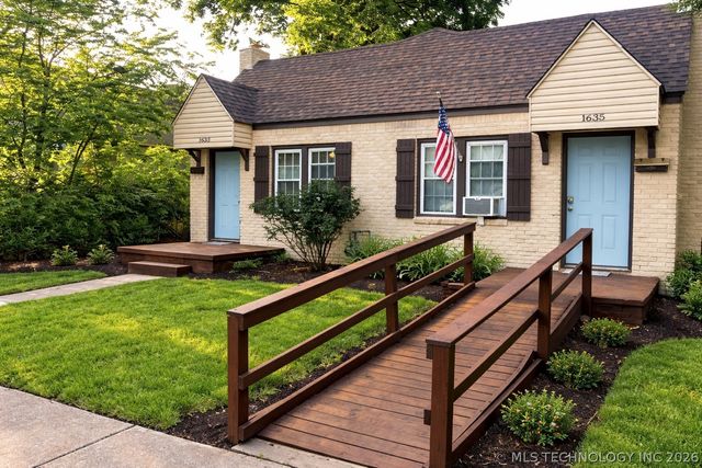 1633 E 8th Street, Tulsa, OK 74120