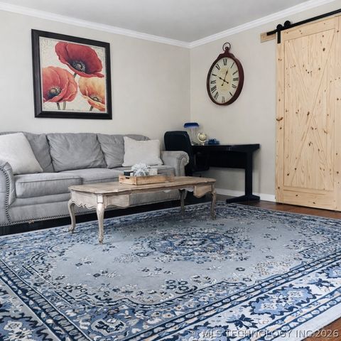 1633 E 8th Street, Tulsa, OK 74120