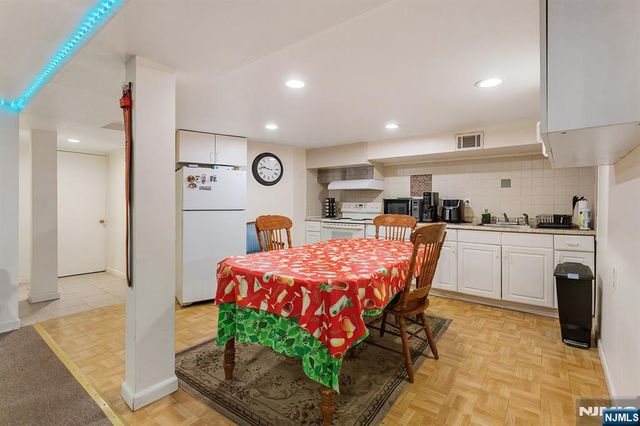 39 Chamberlain Avenue, Elmwood Park, NJ 07407