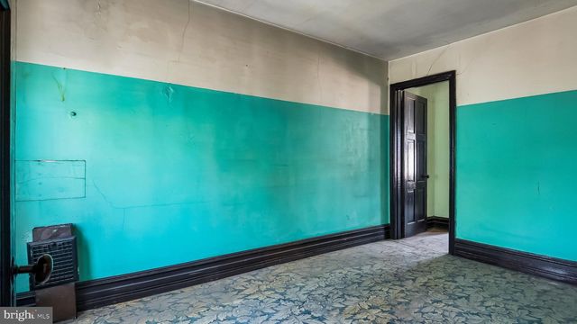 2131 N 28TH ST, Philadelphia, PA 19121