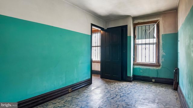 2131 N 28TH ST, Philadelphia, PA 19121
