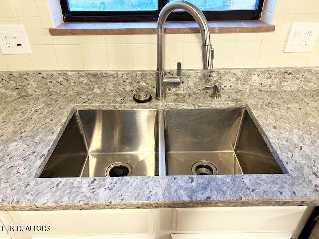 621 Belle Glade Lane, Knoxville, TN 37923