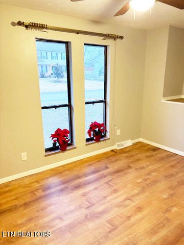 621 Belle Glade Lane, Knoxville, TN 37923