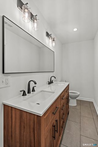 19 Fawn Drive, Woodbridge, CT 06525