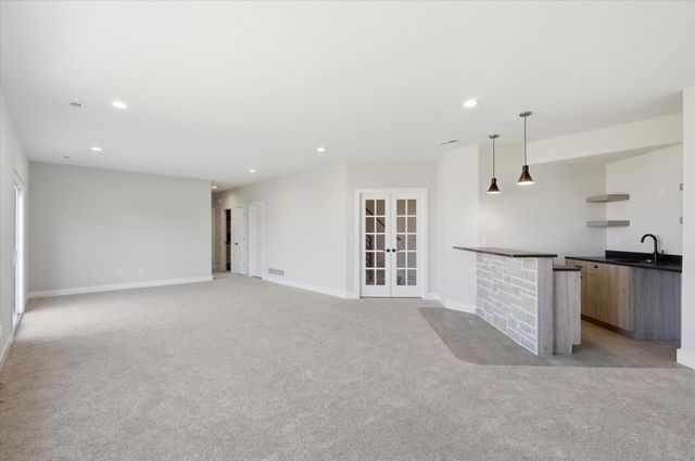 4813 HOYLAKE CIR, Columbia, MO 65201