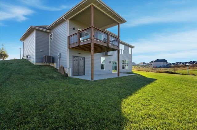 4813 HOYLAKE CIR, Columbia, MO 65201