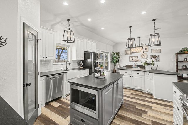 793 County Road 2535 Road, Decatur, TX 76234