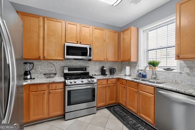 161 Oak Green Drive, Lawrenceville, GA 30044