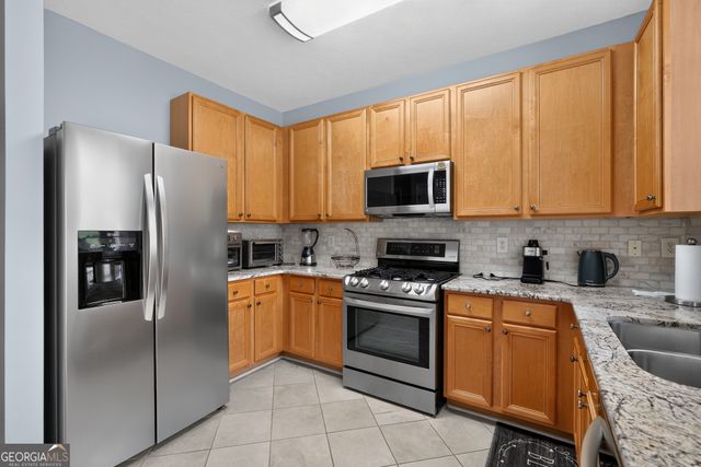 161 Oak Green Drive, Lawrenceville, GA 30044