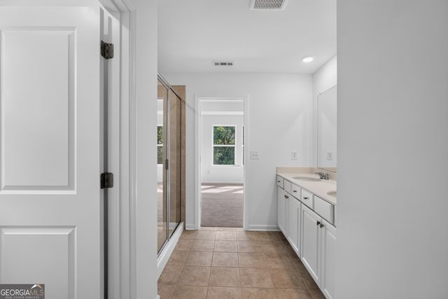 161 Oak Green Drive, Lawrenceville, GA 30044