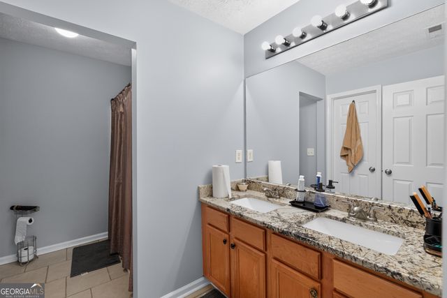 161 Oak Green Drive, Lawrenceville, GA 30044