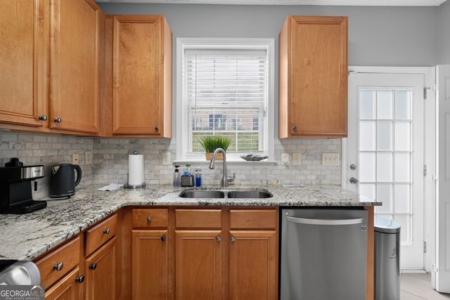 161 Oak Green Drive, Lawrenceville, GA 30044