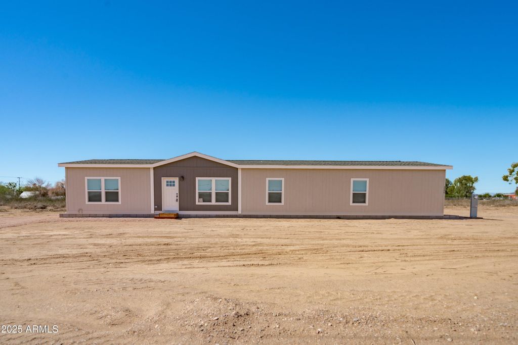 5598 N 383rd Lane, Tonopah, AZ 85354
