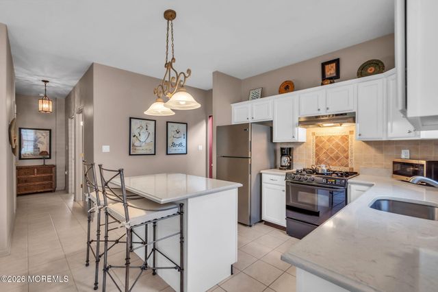 41 Provence Drive, Manchester, NJ 08759