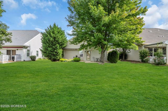 41 Provence Drive, Manchester, NJ 08759