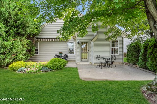 41 Provence Drive, Manchester, NJ 08759