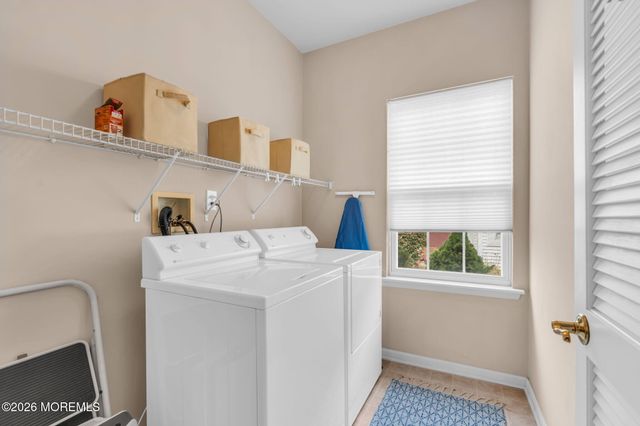 41 Provence Drive, Manchester, NJ 08759