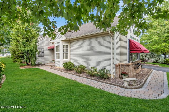 41 Provence Drive, Manchester, NJ 08759