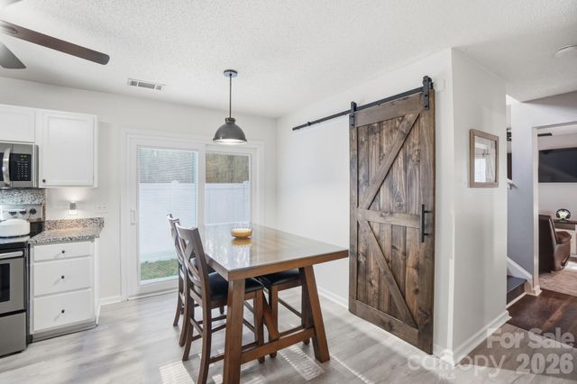 546 River View Drive, Lowell, NC 28098