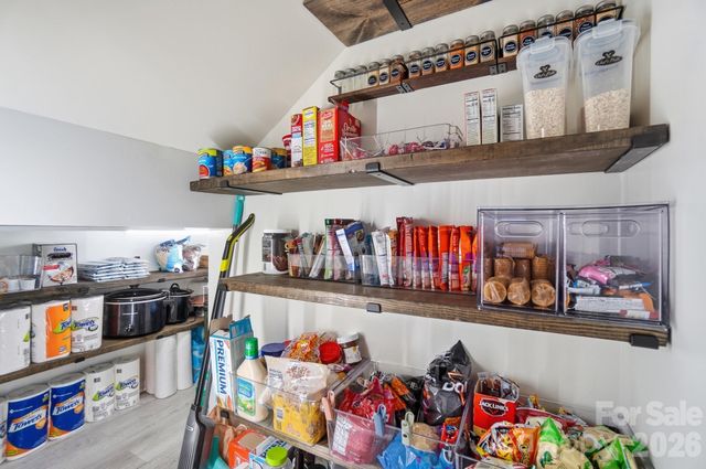 546 River View Drive, Lowell, NC 28098