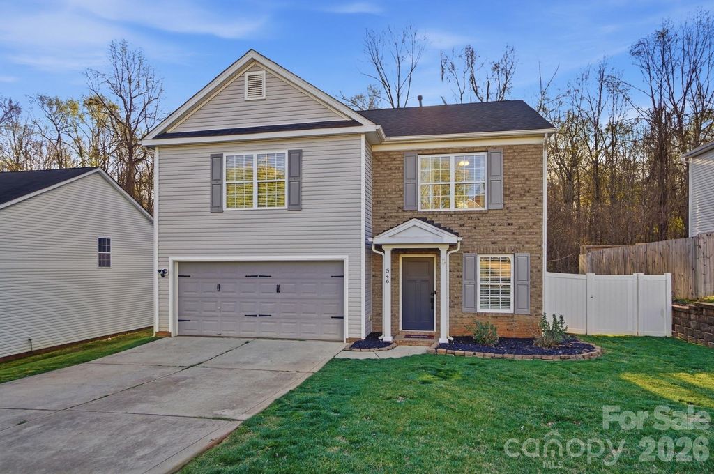 546 River View Drive, Lowell, NC 28098