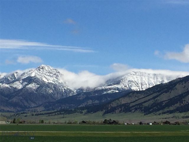 6070 Springhill Road, Belgrade, MT 59714
