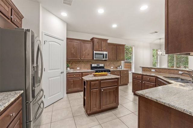 9624 Sawyer Fay LN, Austin, TX 78748