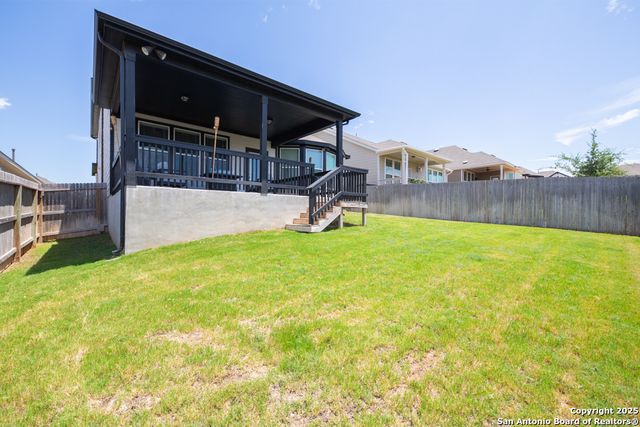 27215 Volcano Dr, San Antonio, TX 78260