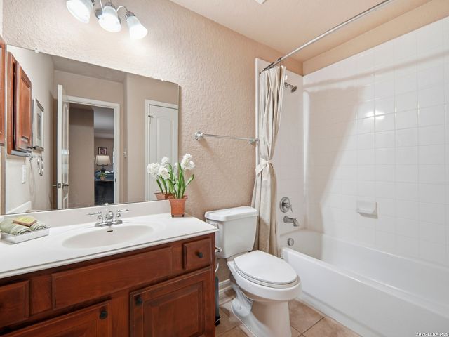 3207 LIMESTONE TRAIL, San Antonio, TX 78253