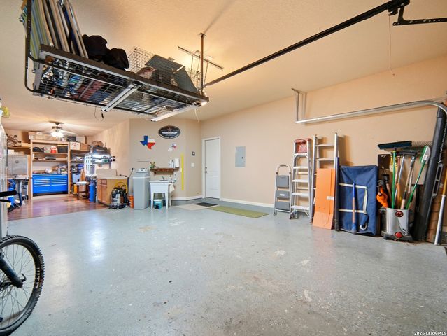 3207 LIMESTONE TRAIL, San Antonio, TX 78253