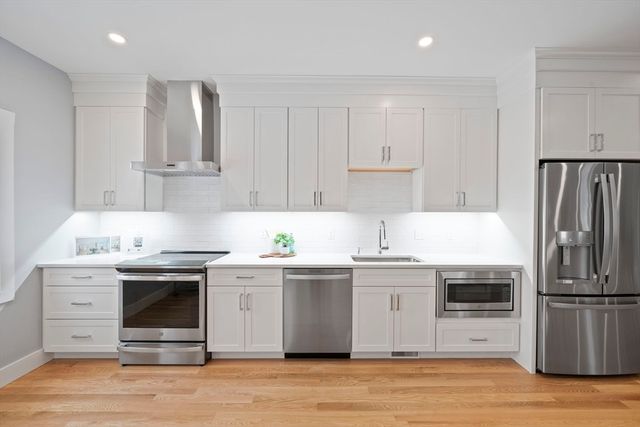 89 Neponset Street 89, Canton, MA 02021