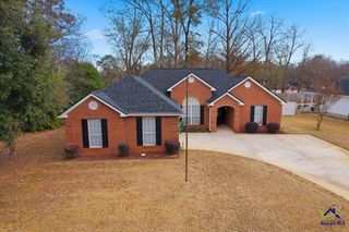 1124 Panola Circle, Warner Robins, GA 31088