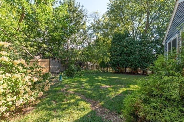 10 Donegal Circle, Danvers, MA 01923