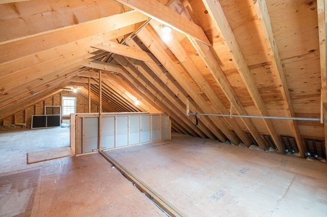 10 Donegal Circle, Danvers, MA 01923