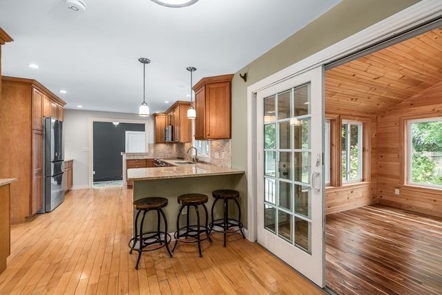 10 Donegal Circle, Danvers, MA 01923