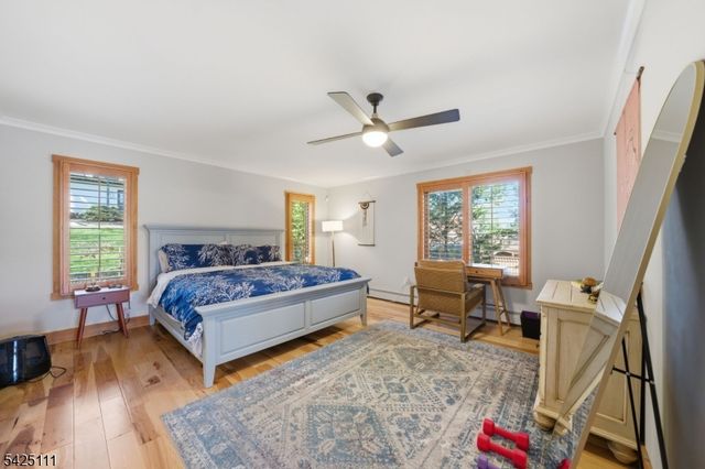 105 Maxim Dr, Hopatcong Boro, NJ 07843