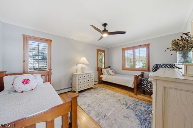 105 Maxim Dr, Hopatcong Boro, NJ 07843
