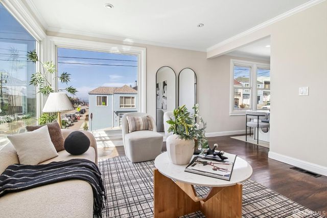 2594 39th Avenue, San Francisco, CA 94116