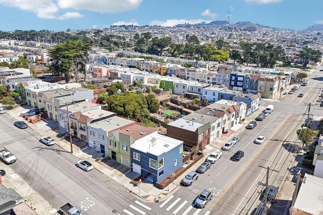 2594 39th Avenue, San Francisco, CA 94116