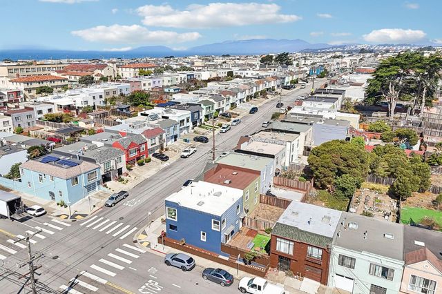 2594 39th Avenue, San Francisco, CA 94116
