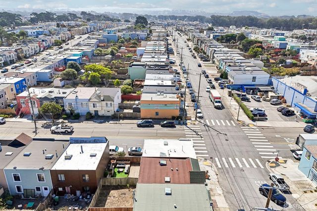 2594 39th Avenue, San Francisco, CA 94116
